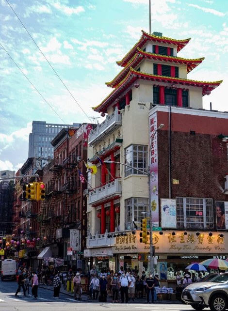 Chinatown intersection NYC