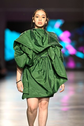 Green Dress 2024 Fashion Show